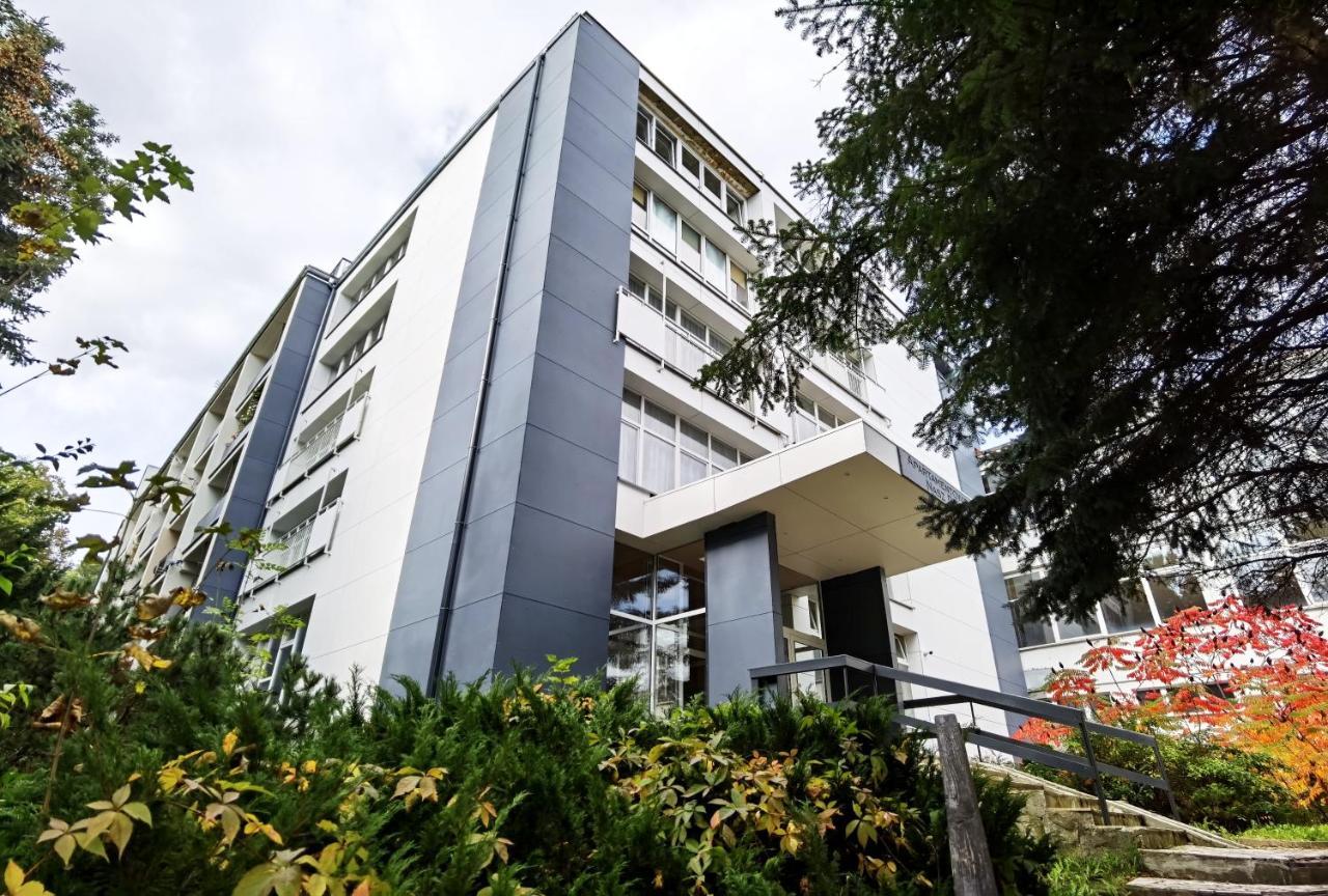 Apartament Z Widokiem Na Park Bad Altheide Exterior foto